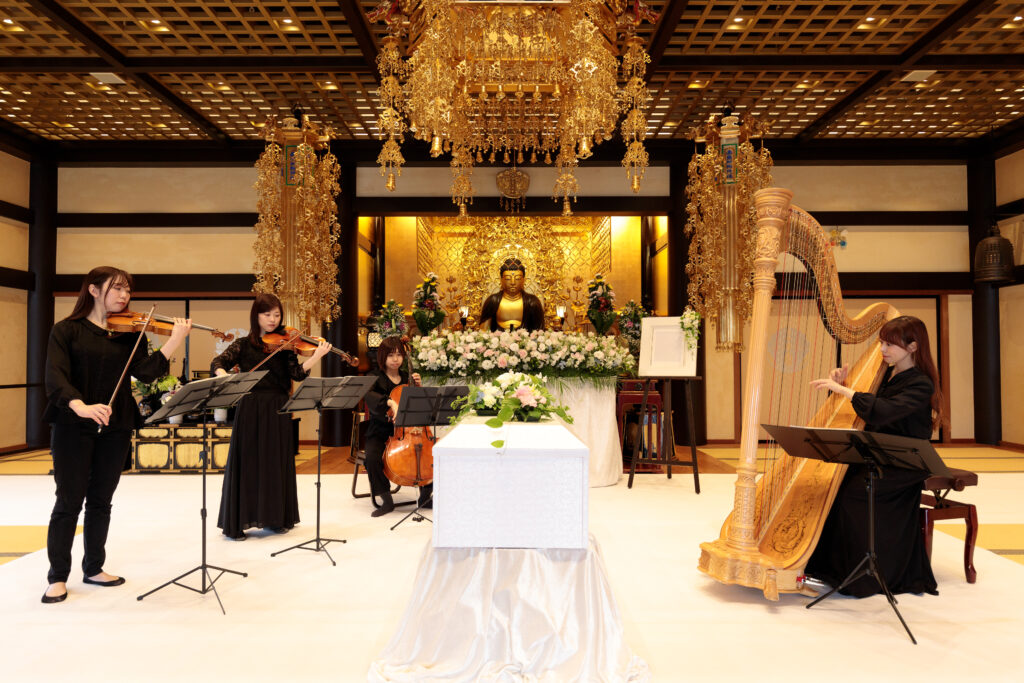 世田谷区の大吉寺で音楽葬、ともいき社